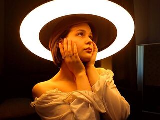 camslut showing pussy JoslynDelmolino