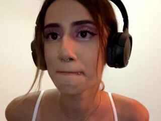 mastubating web cam girl JulySapphire