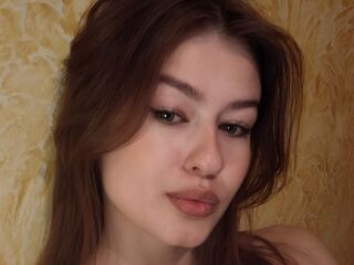 masturbating camgirl KarenFalknar