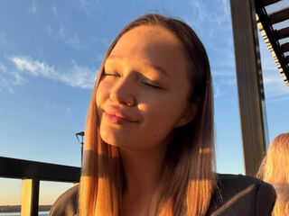 live sexcam KatharineDeakyne