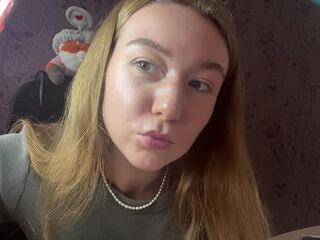 hot cam girl fingering KayeEliasen