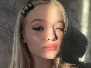 sex cam online KianaStark