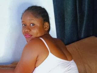 naked girl with webcam masturbating KiraDon