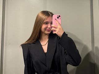 naked cam girl KrissyChidester