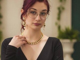 camslut masturbating KylieHerdes