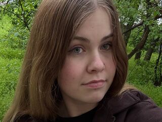 topless webcam girl LarondaManatt