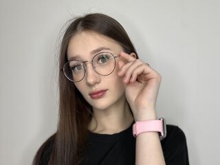fingering girl chatroom LatriciaSuet