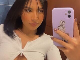 livesex cam girl LaurynJhons