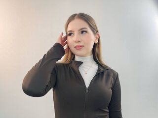 camgirl fingering shaved pussy LeonaDrane