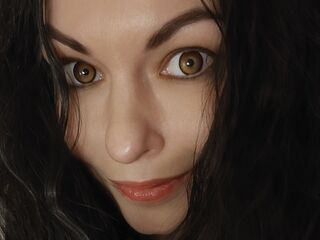 cam girl masturbating with sextoy LiliVixen