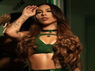 webcam girl chatroom LilyHarpers