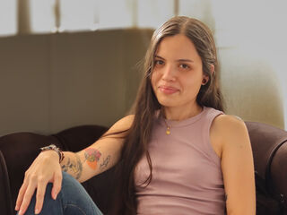 camwhore masturbating with vibrator LilyVoss