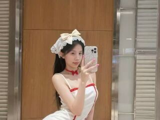 camgirl live porn webcam LilyYuan
