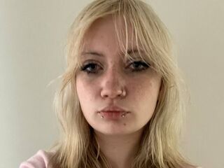 adult webcam chat room LoisBrindamour