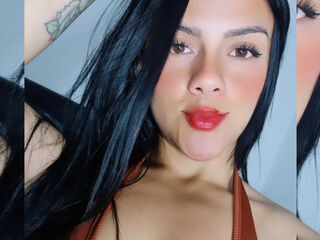 naughty cam girl fingering shaved pussy LulyLiz