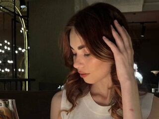 camgirl LuxeLina