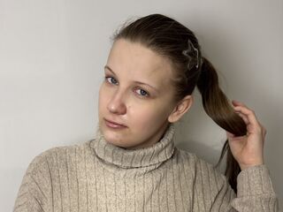 cam girl masturbating with vibrator MariCacal