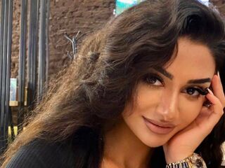 adult hardcore cam MayaDastrup