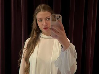hardcore webcam MeridethYaffe