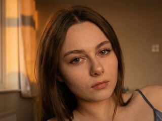 webcam pic MireyaElowen