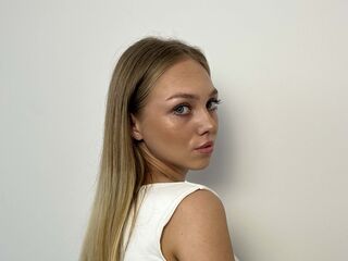 chat room livesex MiyokoShimsky