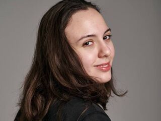 hot cam girl spreading pussy MonaStout