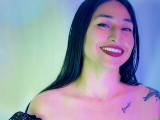 cam girl showing tits NaomyWoll