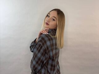 live chatroom NatashiaStrevell