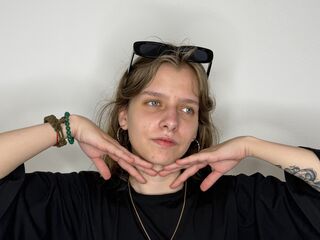 free chat PatrinaJeronimo