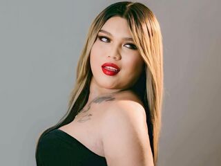 chatroom cam RheyaTyne