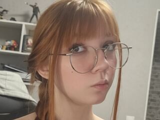 webcam hooker RozellaBouch