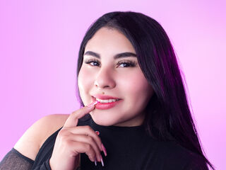 camslut fingering pussy SammyEven