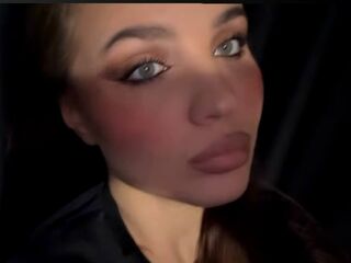 naughty webcam SeemaRedhouse