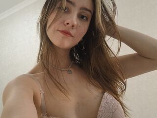 camgirl fingering bald pussy SeleneEverhart