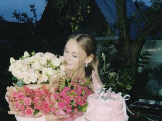 camgirl webcam picture SharlynHazelton