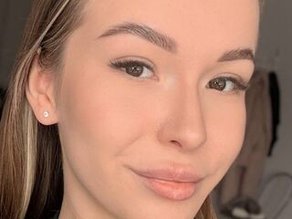 naughty camgirl masturbating with dildo SherylMearing