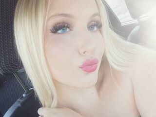 nude web cam SixtaCola