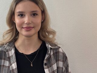 hot camslut TanyaPanah