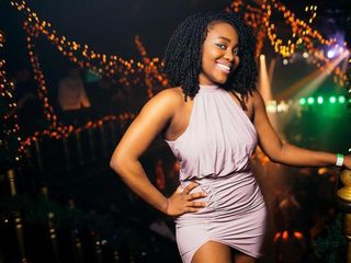 cam babe TeelaAdams