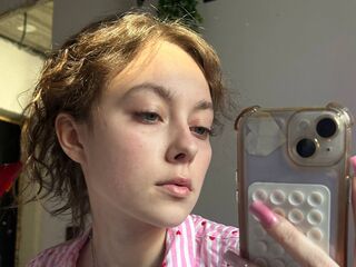 camwhore naked ThuyThorstad