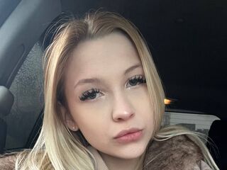 cam girl masturbating with dildo VeronicaBarks
