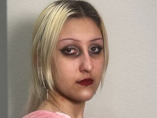 naked webcam girl masturbating VictorinaHarvest