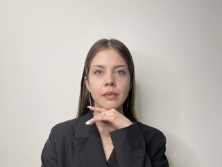 camgirl shaving pussy VictorinaKiecker