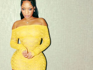 naked cam girl photo prettyQk